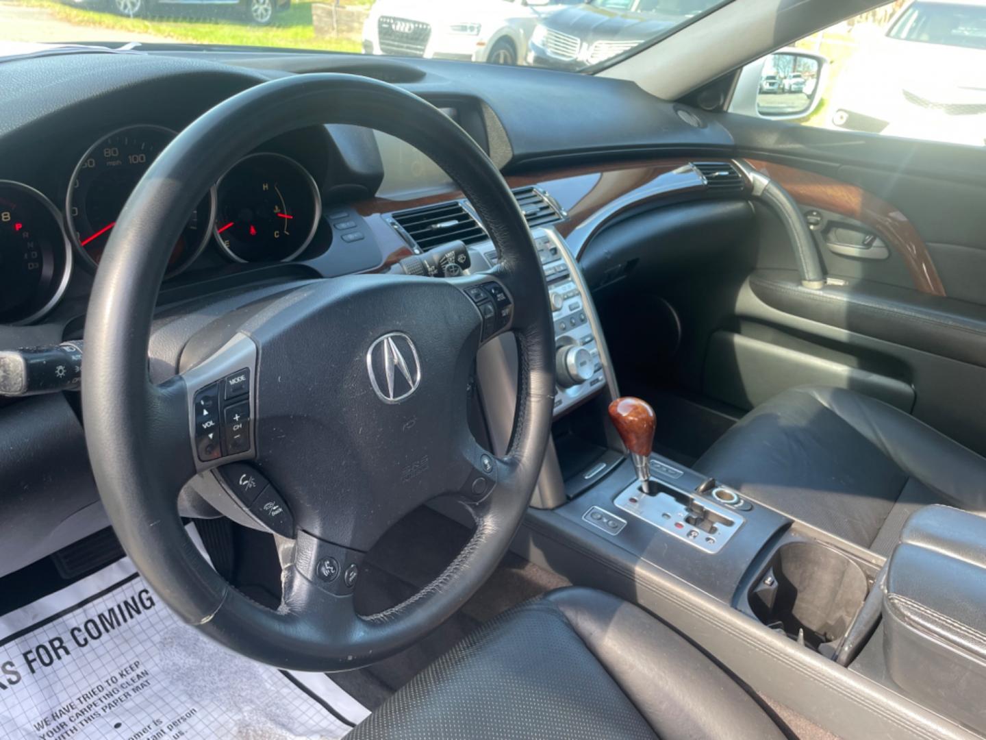 2006 WHITE ACURA RL (JH4KB16526C) with an 3.5L engine, Automatic transmission, located at 5103 Dorchester Rd., Charleston, SC, 29418-5607, (843) 767-1122, 36.245171, -115.228050 - Photo#21